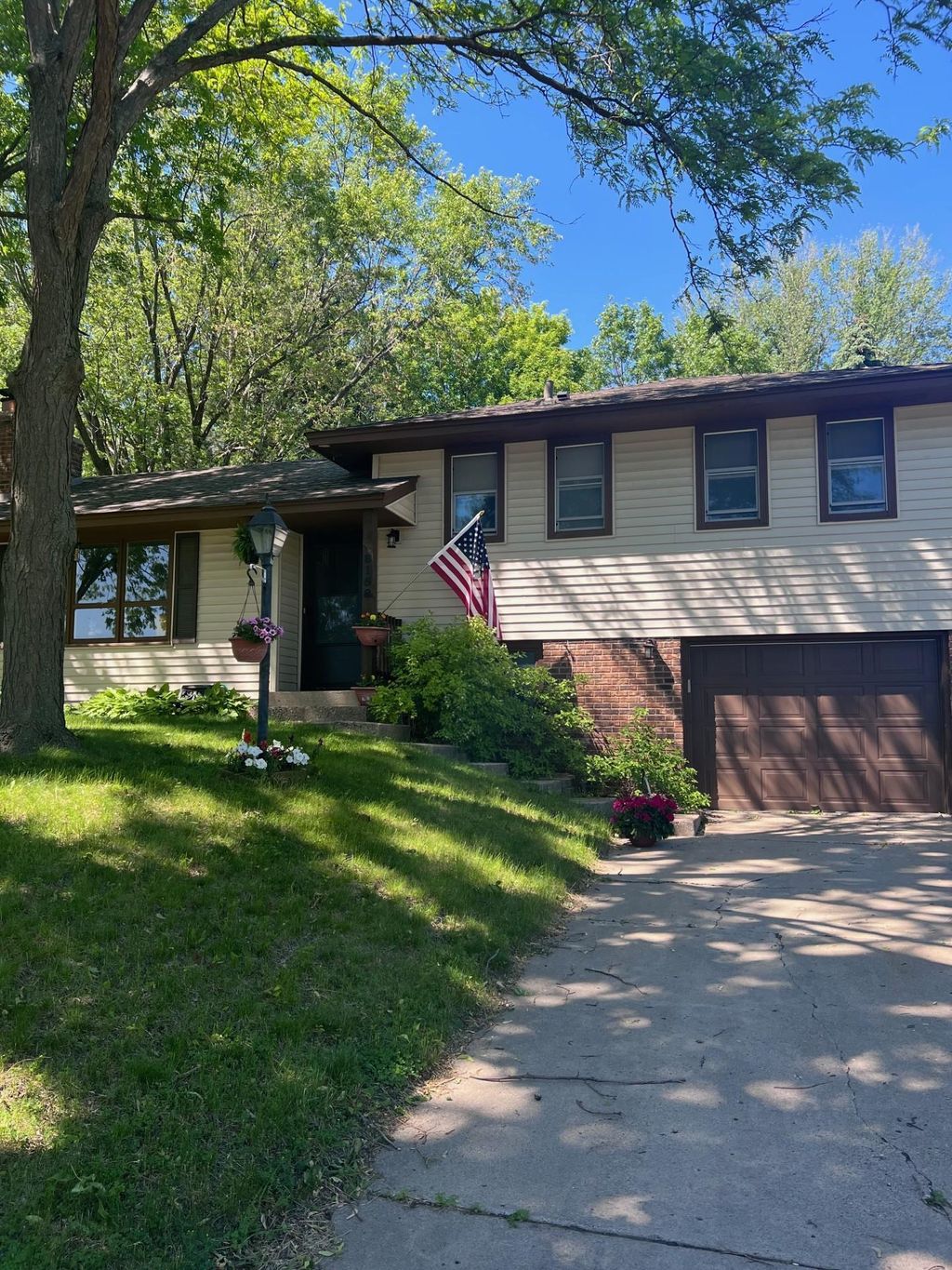 Photo of 8158 83rd Street S, Cottage Grove, MN 55016 (MLS # 6715256)