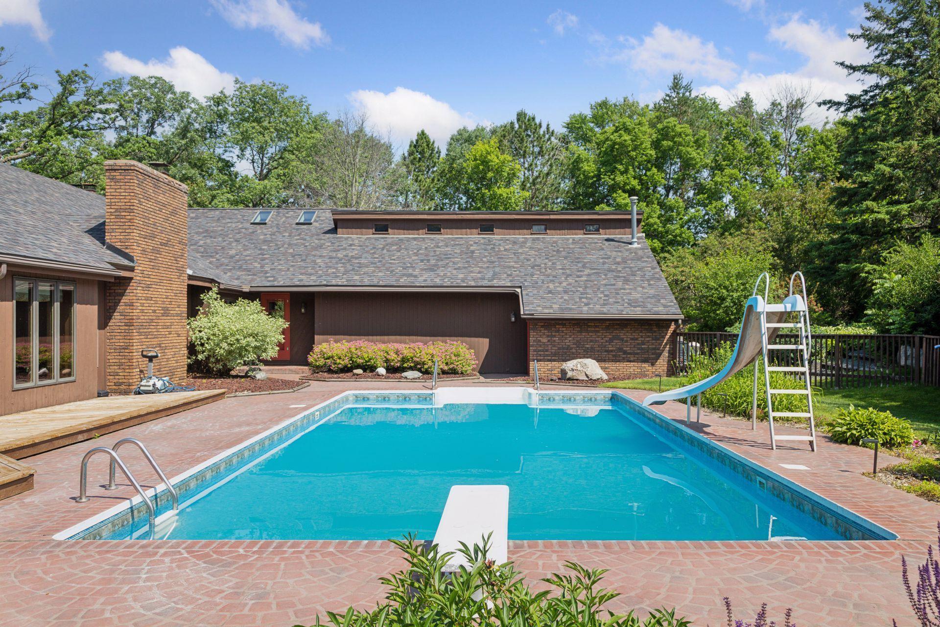 6517 Crackleberry Trail