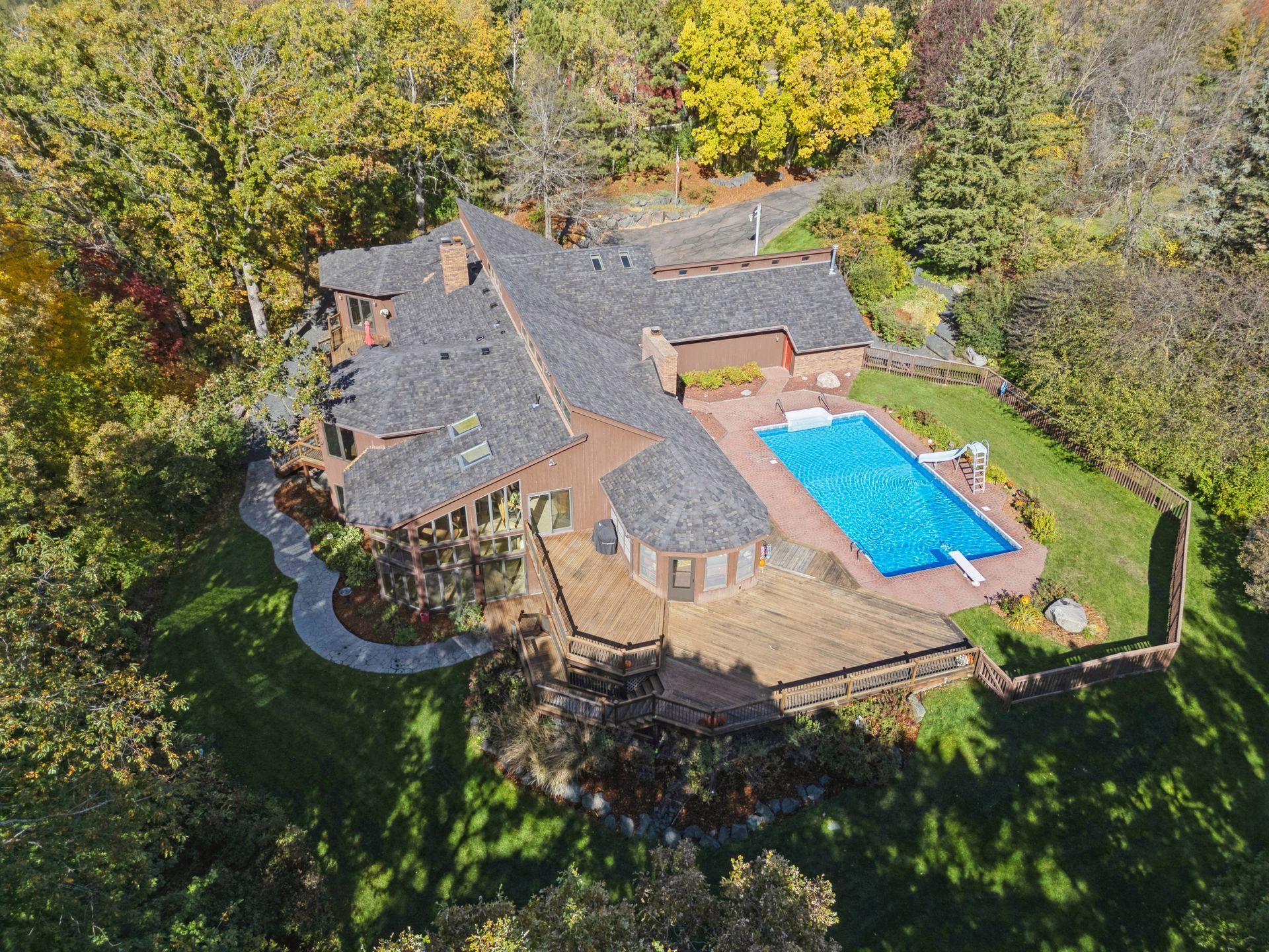 6517 Crackleberry Trail