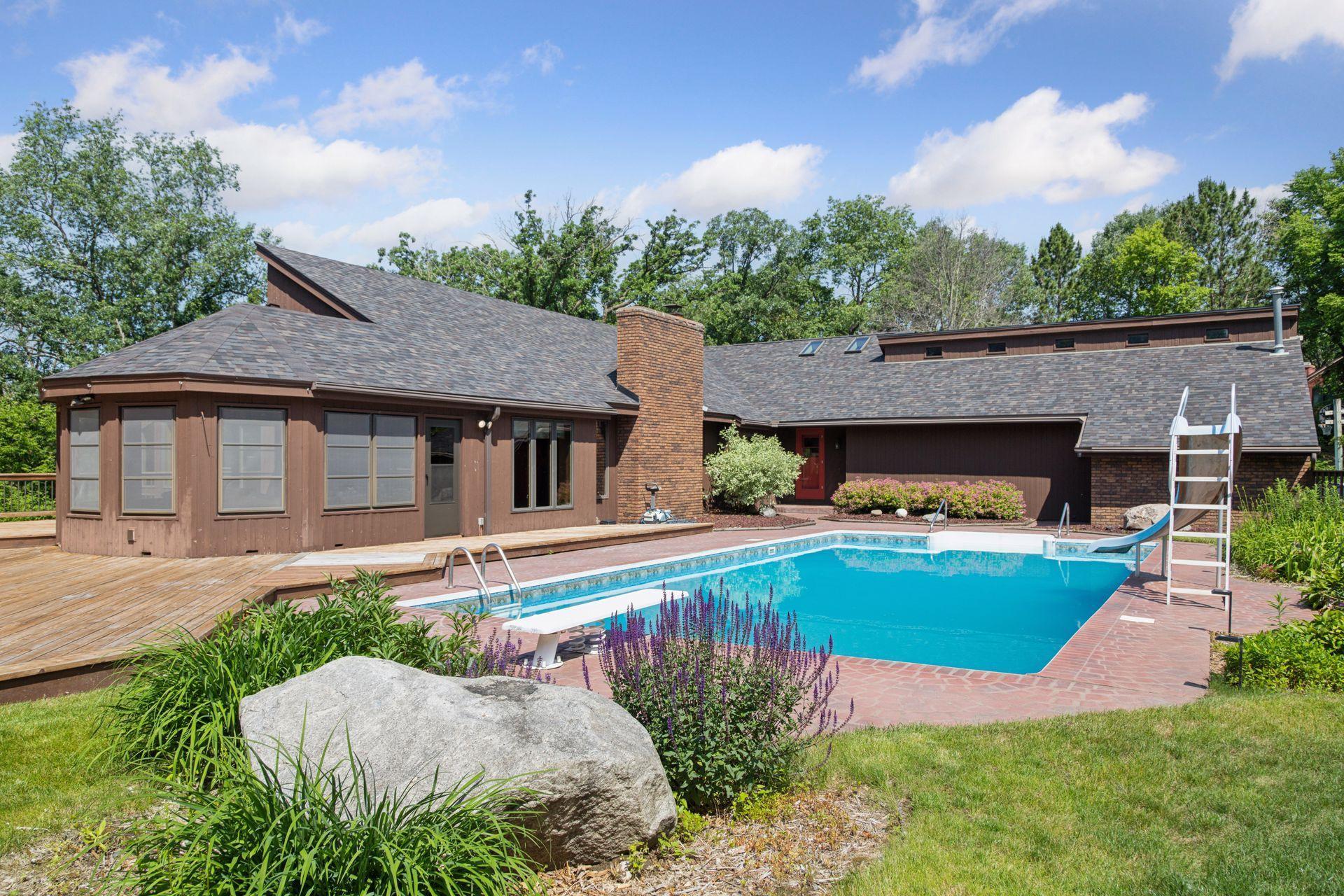 6517 Crackleberry Trail