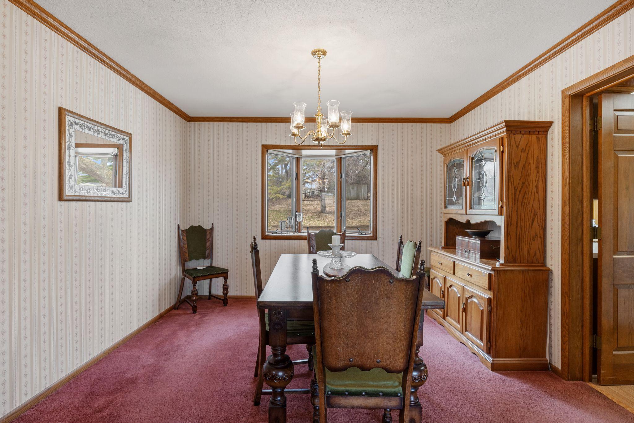 9512 Toledo Avenue S