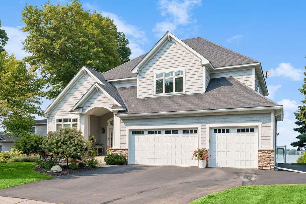 Photo of 1936 Shorewood Lane, Mound, MN 55364 (MLS # 7118598)