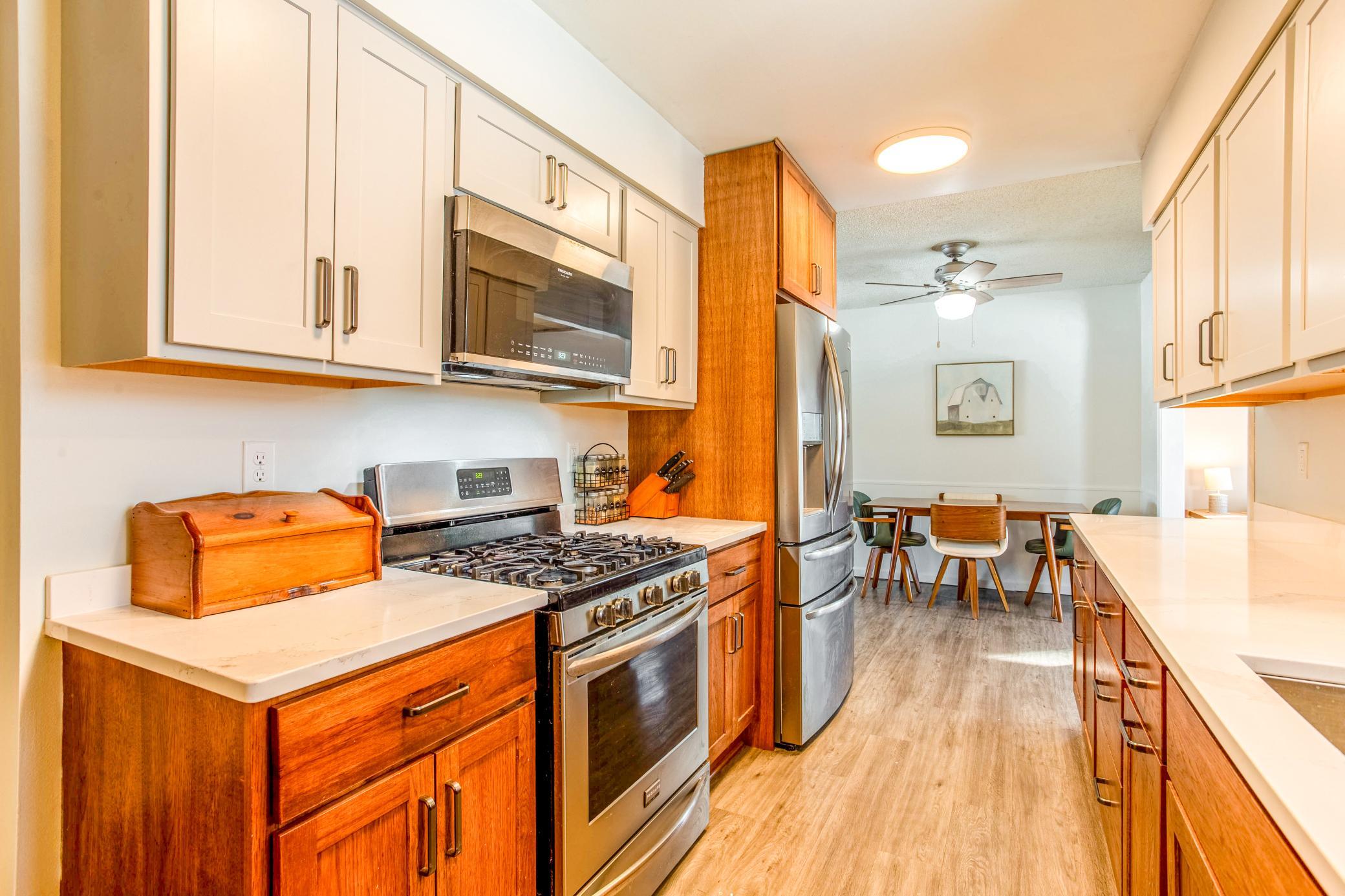 704 Keniston Street N