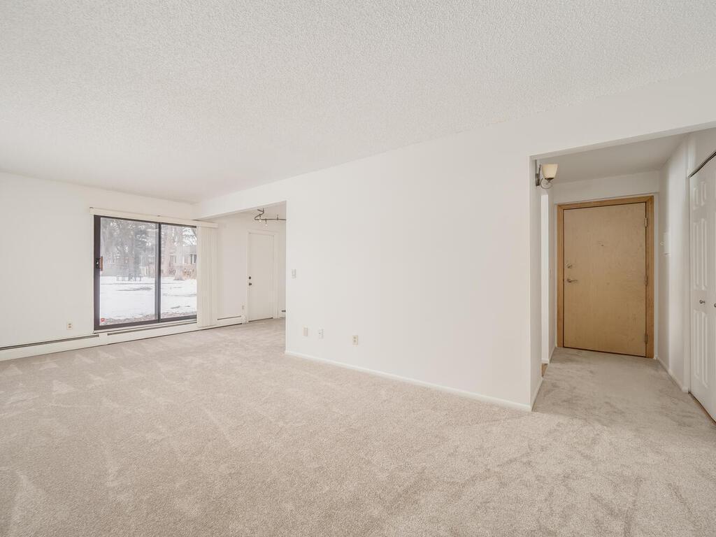 4430 Cedar Lake Road S 3