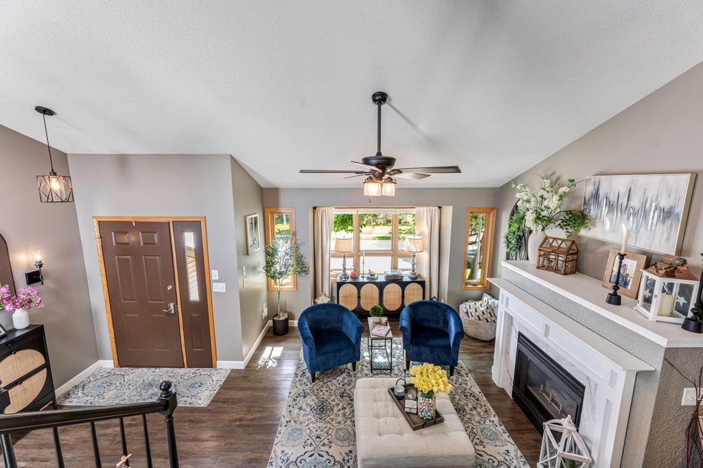 Photo of 712 Juniper Street, La Crescent, MN 55947 (MLS # 7081744)