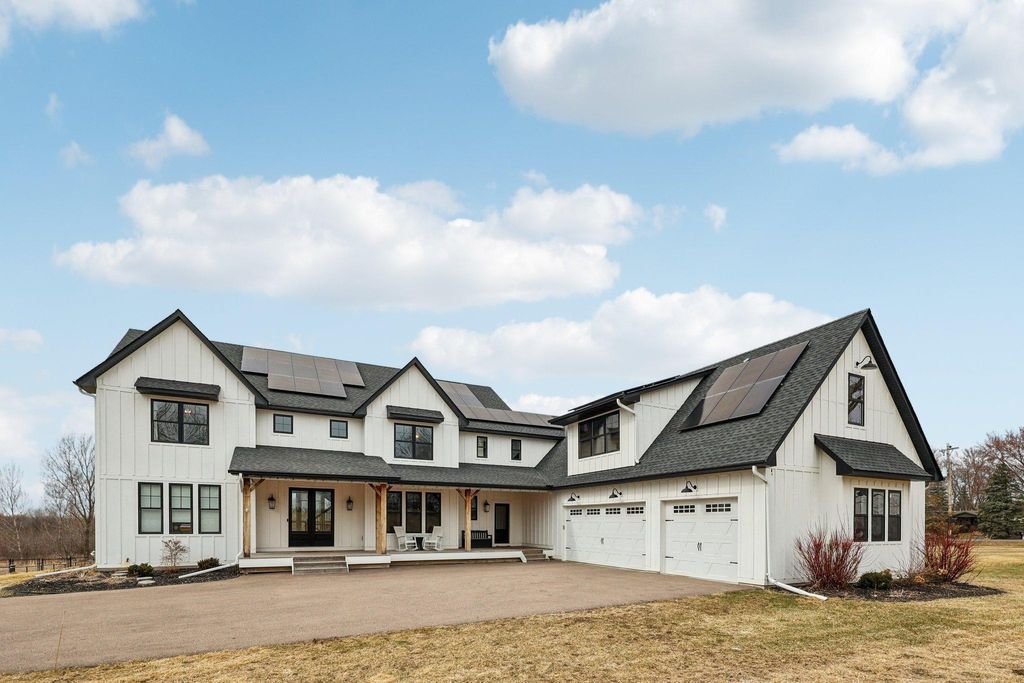 Photo of 19990 Fairlawn Avenue, Prior Lake, MN 55372 (MLS # 7026219)