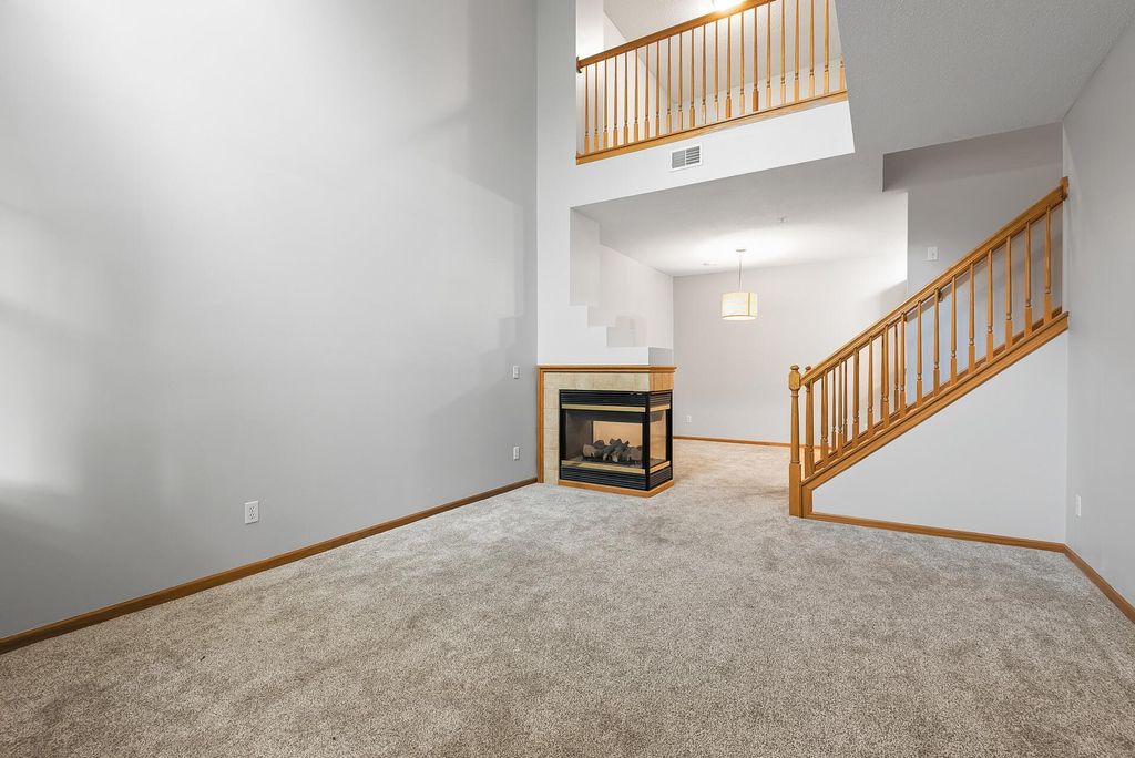 Photo of 5020 Holly Lane N #6, Plymouth, MN 55446 (MLS # 7040735)