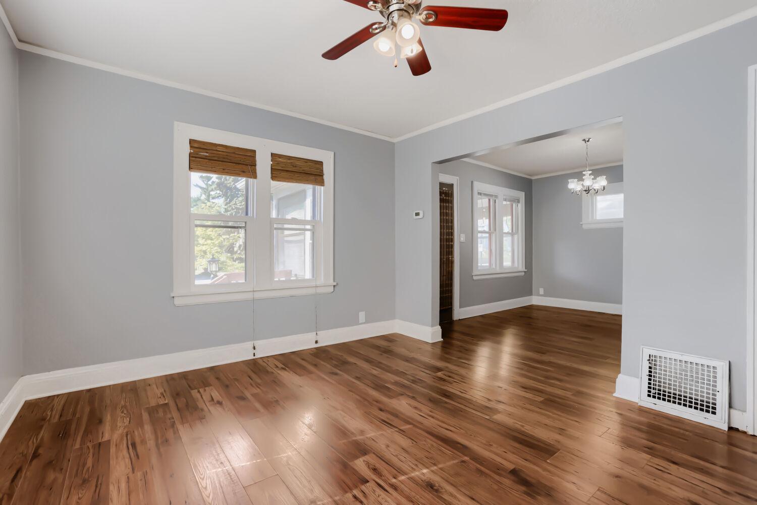 269 Annapolis Street E