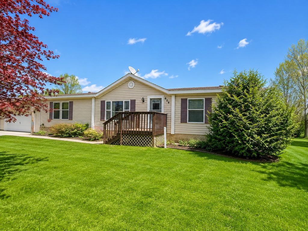 Photo of 404 Hummingbird Lane, New York Mills, MN 56567 (MLS # 7073573)