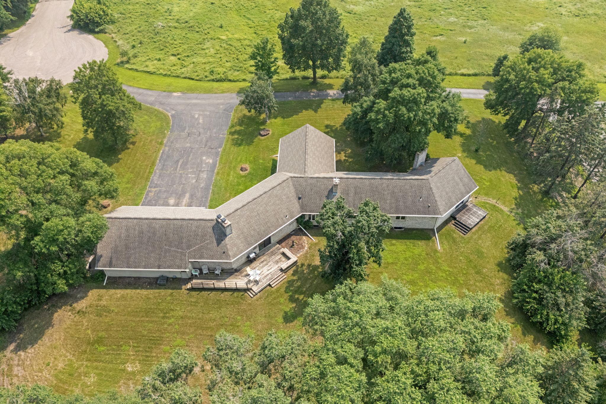 13200 Henning Circle NE