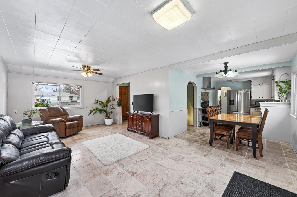 Photo of 4701 Douglas Drive N, Crystal, MN 55429 (MLS # 7014582)