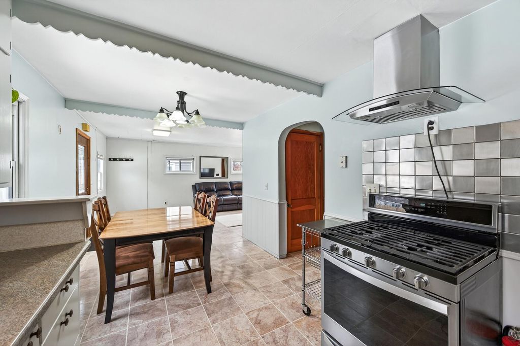 Photo of 4701 Douglas Drive N, Crystal, MN 55429 (MLS # 7014582)