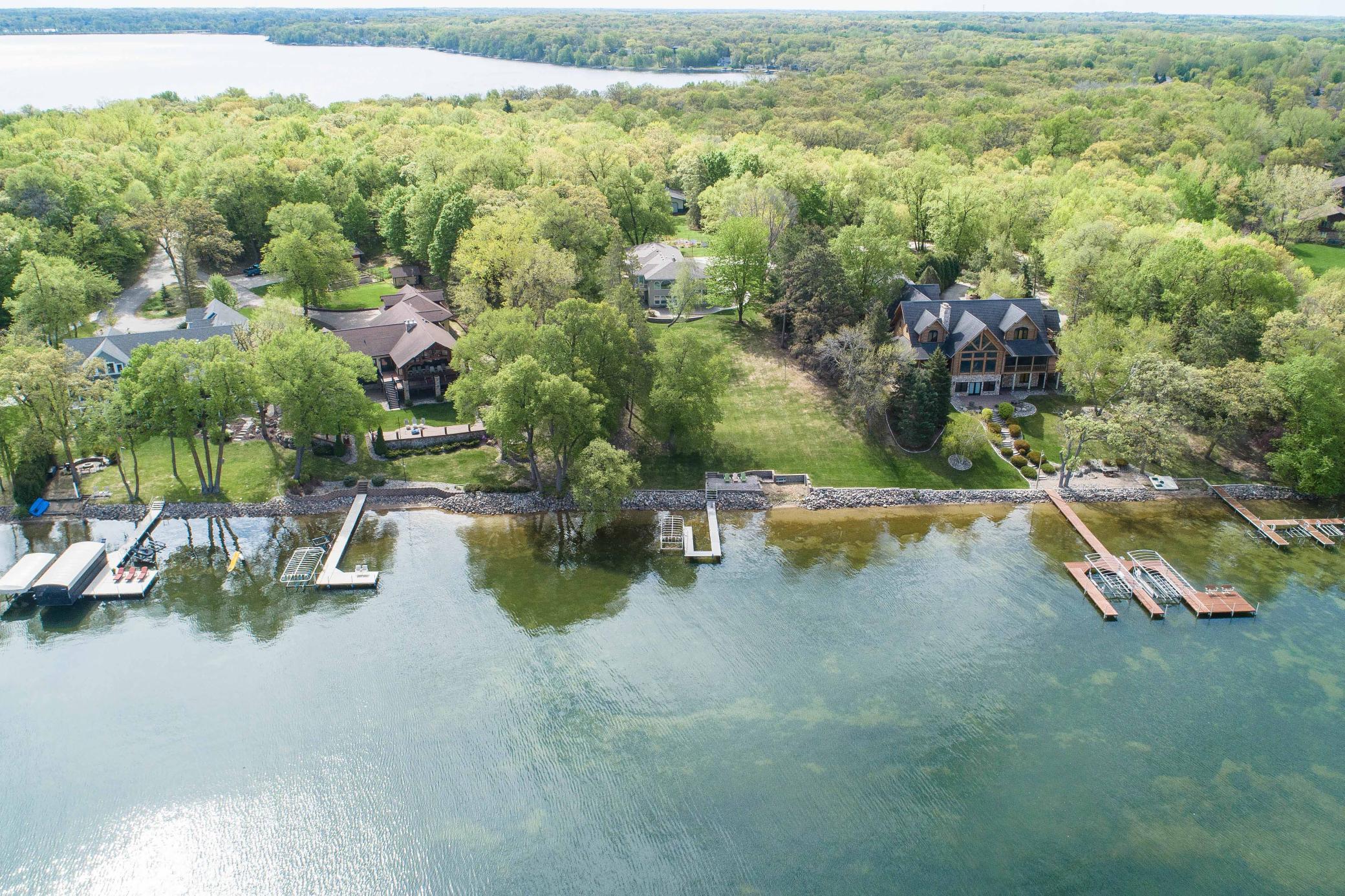 Alexandria, Minnesota, 56308, United States, 4 Bedrooms Bedrooms, ,4 BathroomsBathrooms,Residential,Active,2052041