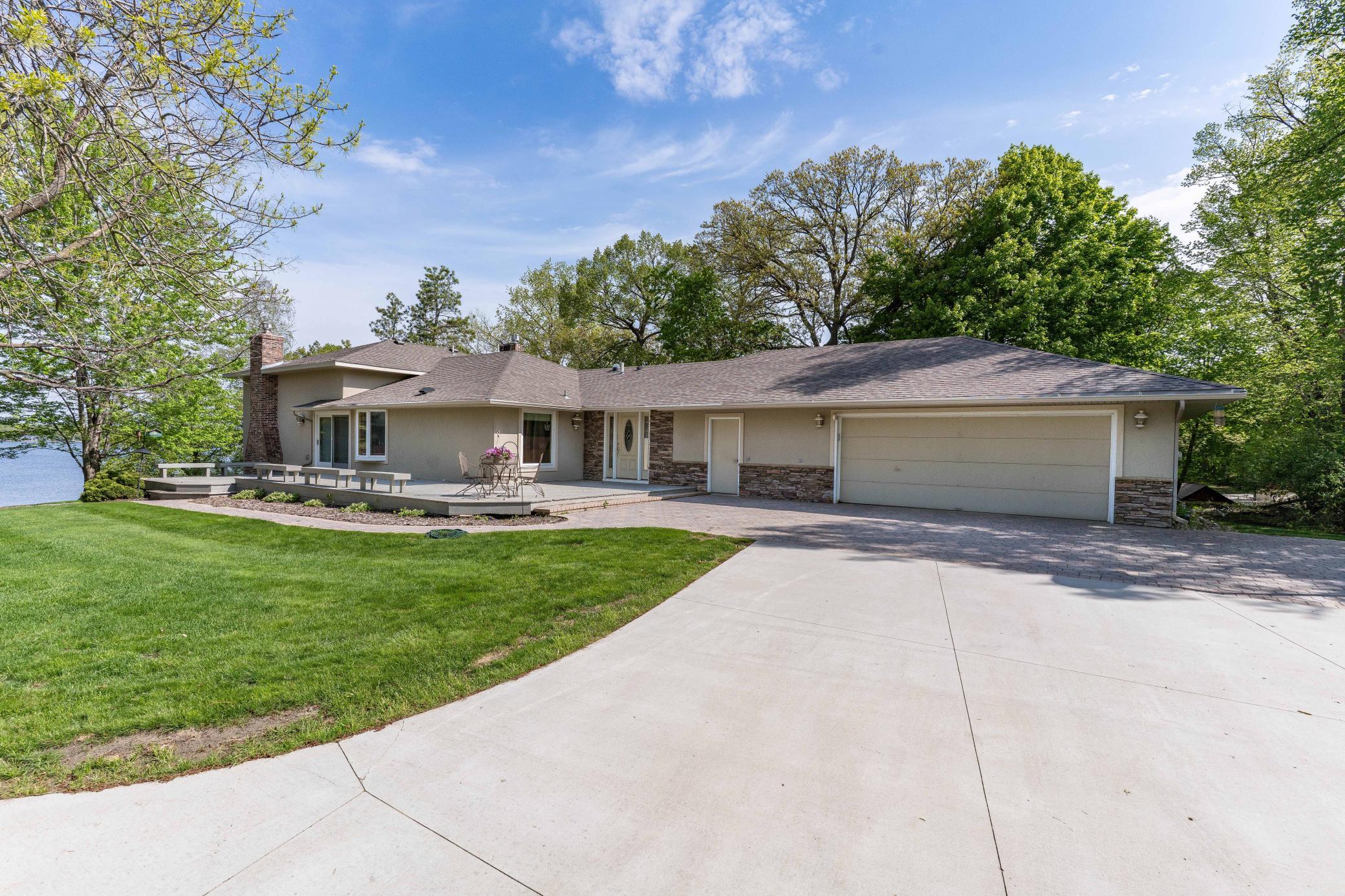2808 Government Point Road NE