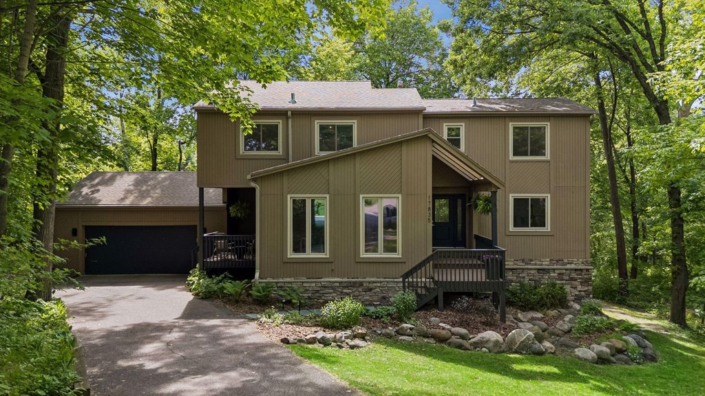 Photo of 17835 6th Avenue N, Plymouth, MN 55447 (MLS # 7081193)