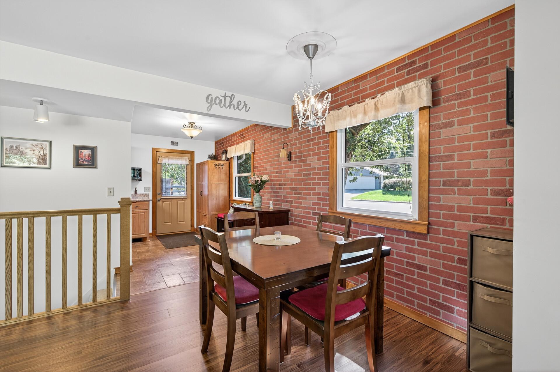 8549 Russell Avenue S