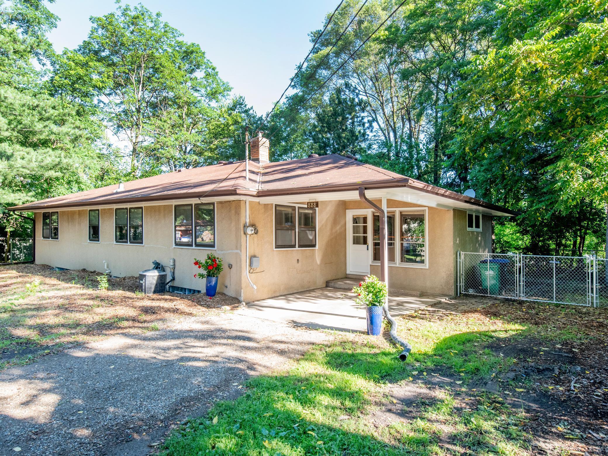 888 Highway 36 W