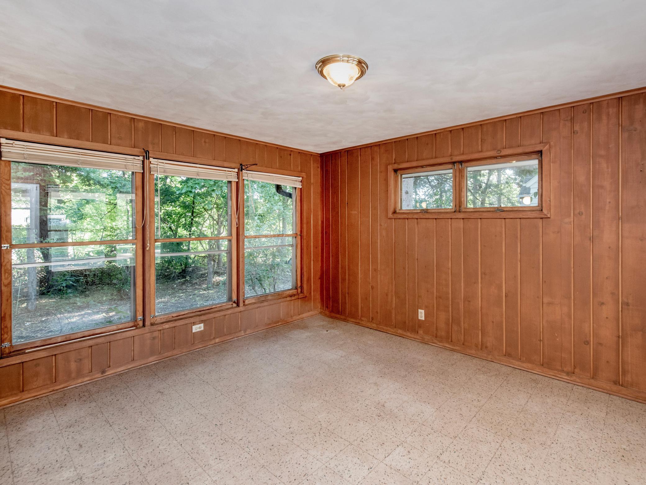 888 Highway 36 W