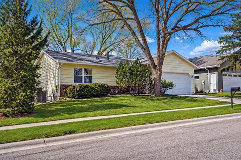 422 Chalet Drive NW Rochester MN 55901