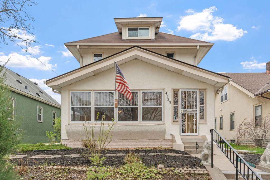 Photo of 4123 Russell Avenue N, Minneapolis, MN 55412 (MLS # 7059738)