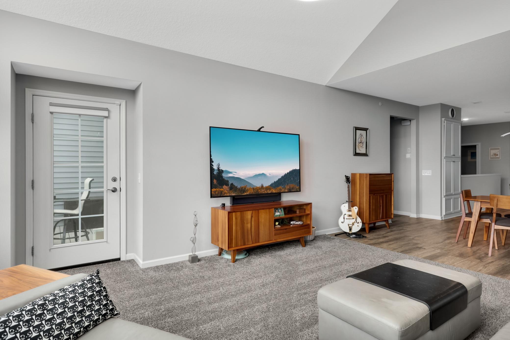 14034 Virginia Way