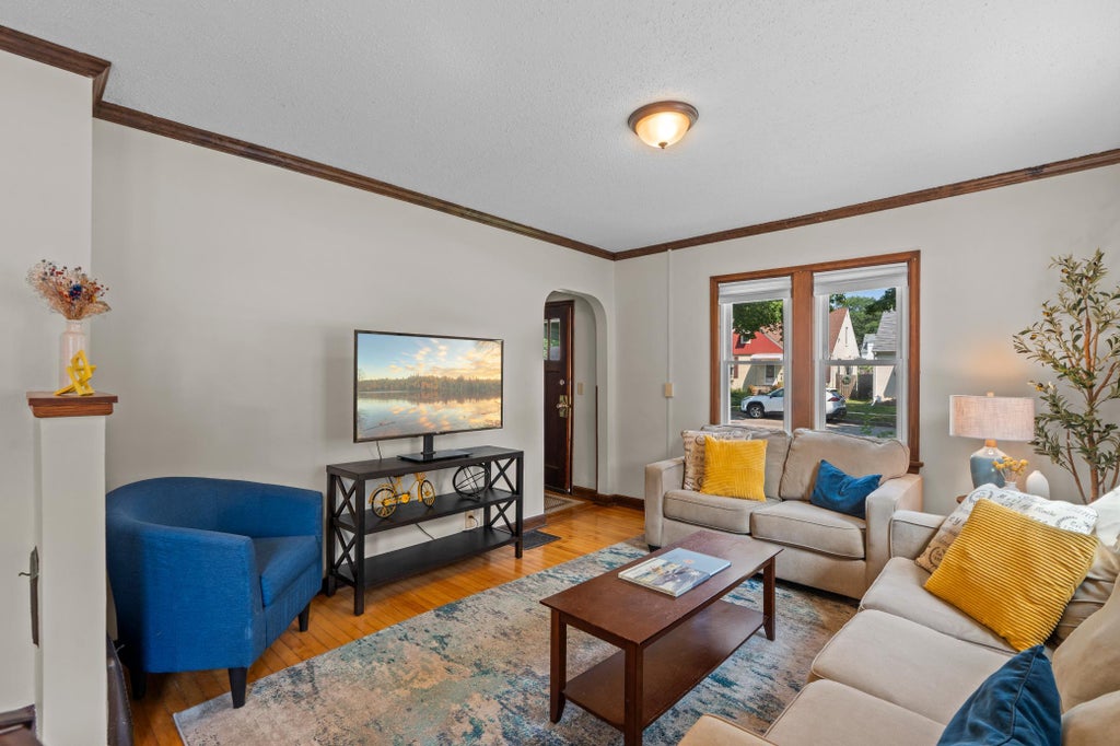 Photo of 3106 Lincoln Street NE, Minneapolis, MN 55418 (MLS # 7122713)