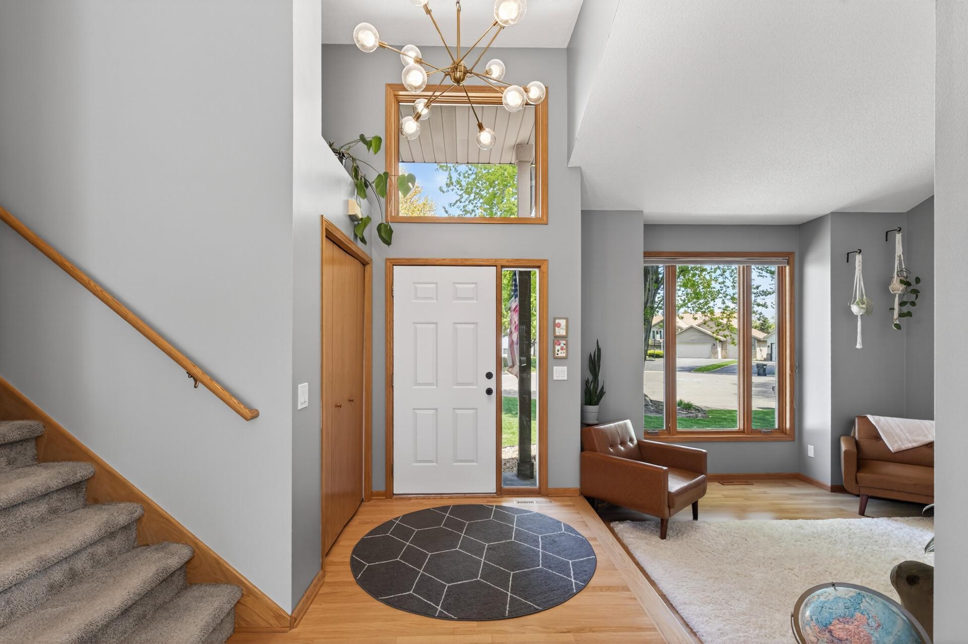 956 Trillium Court