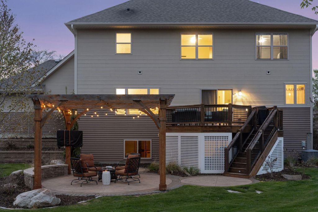 Photo of 3269 Thornton Drive SW, Prior Lake, MN 55372 (MLS # 7064207)