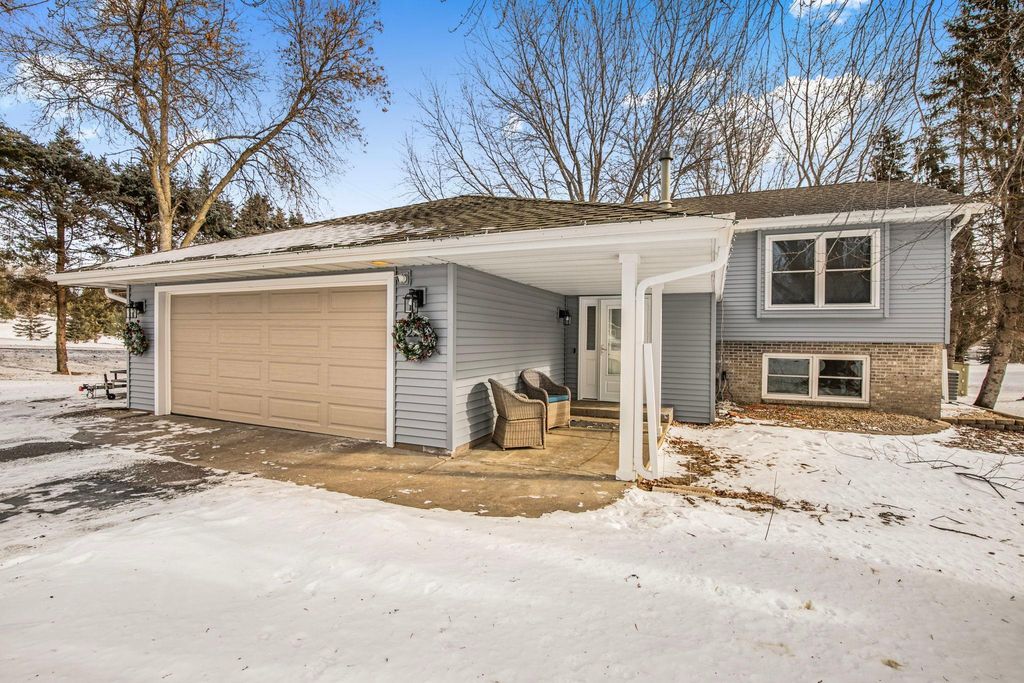 Photo of 2202 Clare Court, Saint Cloud, MN 56301 (MLS # 7012760)