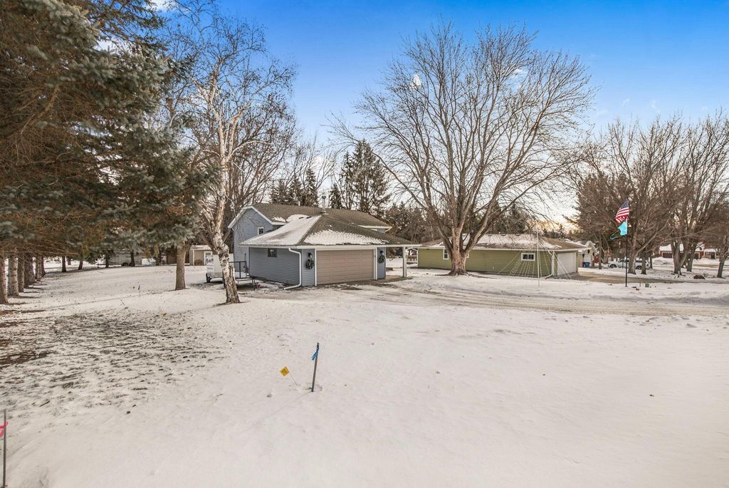 Photo of 2202 Clare Court, Saint Cloud, MN 56301 (MLS # 7012760)