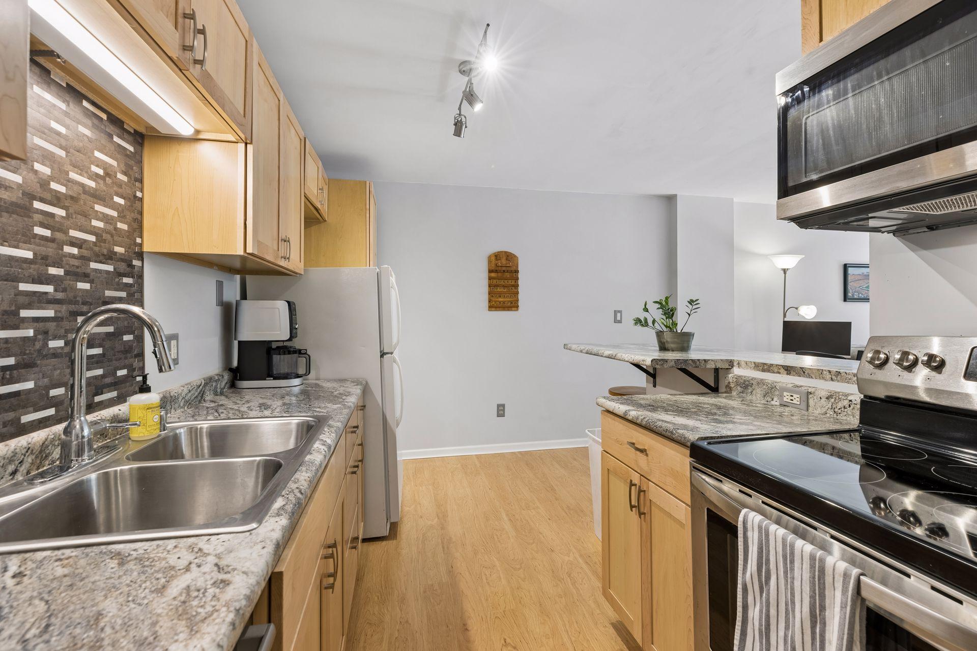 1200 Nicollet Mall 313
