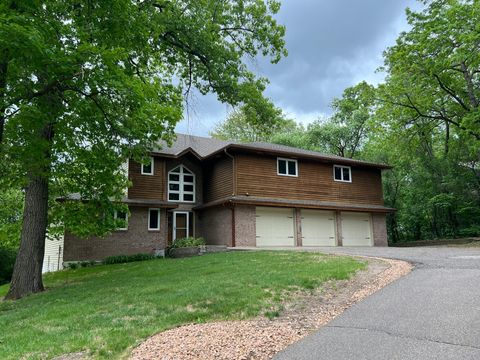 4306 Woods Way Minnetonka MN 55345