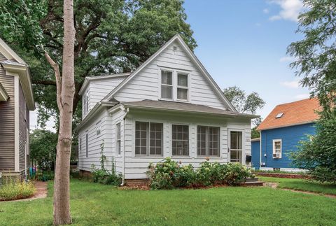 1831 Englewood Avenue Saint Paul MN 55104