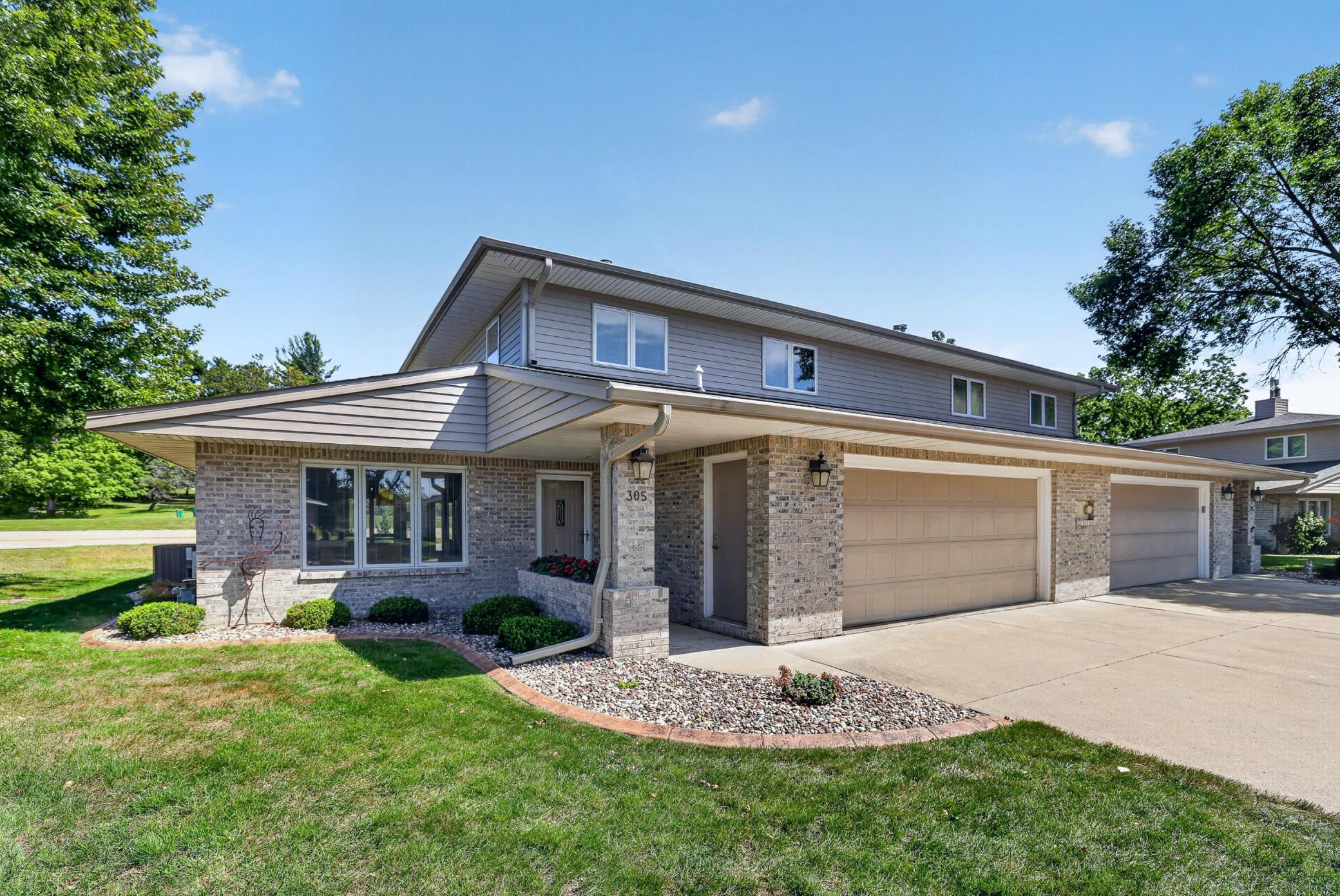 305 Salem Point Drive SW