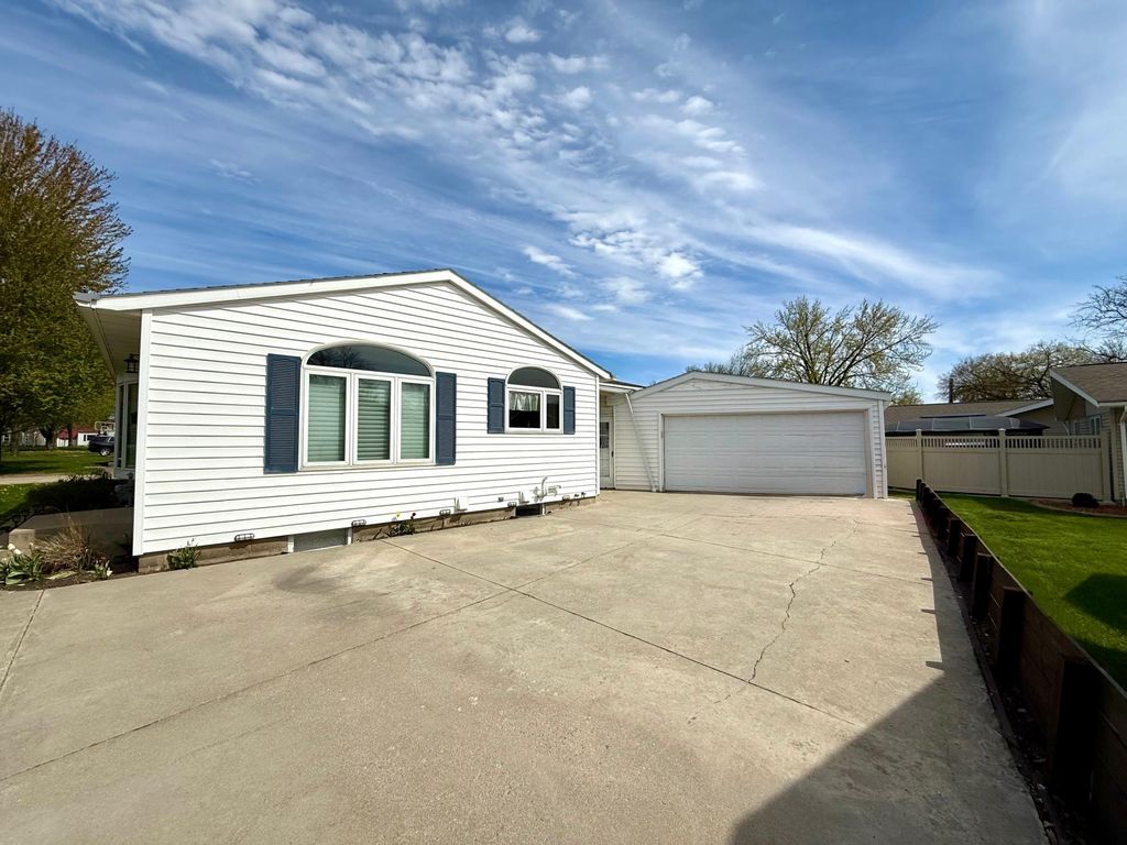 Photo of 225 Sunrise Boulevard, Redwood Falls, MN 56283 (MLS # 7067661)