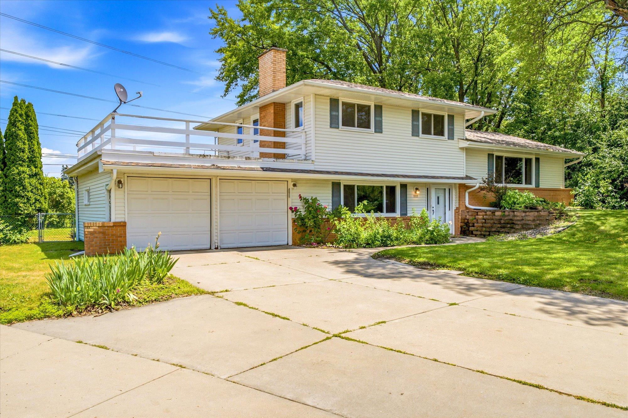 11111 Carver Court
