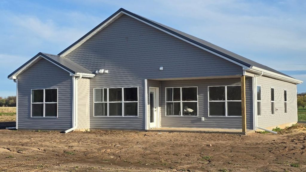 Photo of 2429 County Line Avenue, New Richmond, WI 54017 (MLS # 7066380)