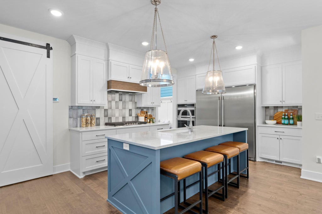 Photo of 4236 Quentin Avenue, Saint Louis Park, MN 55416 (MLS # 7130369)