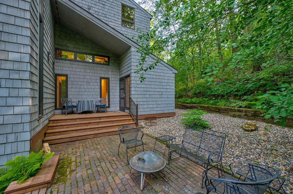 Photo of 15511 Afton Hills Drive S, Afton, MN 55001 (MLS # 6729161)