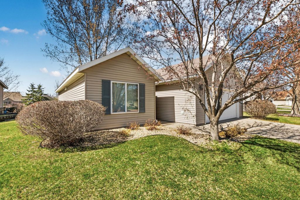 Photo of 853 Aspen Circle, Waite Park, MN 56387 (MLS # 7057455)