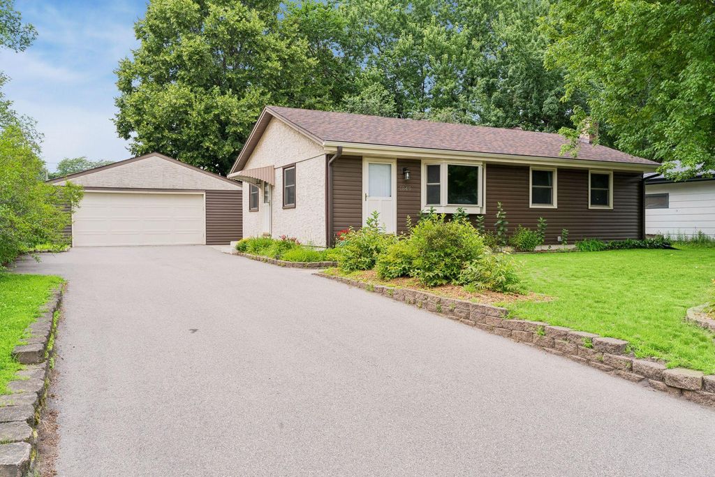 Photo of 1849 Barry Drive, Newport, MN 55055 (MLS # 7102220)