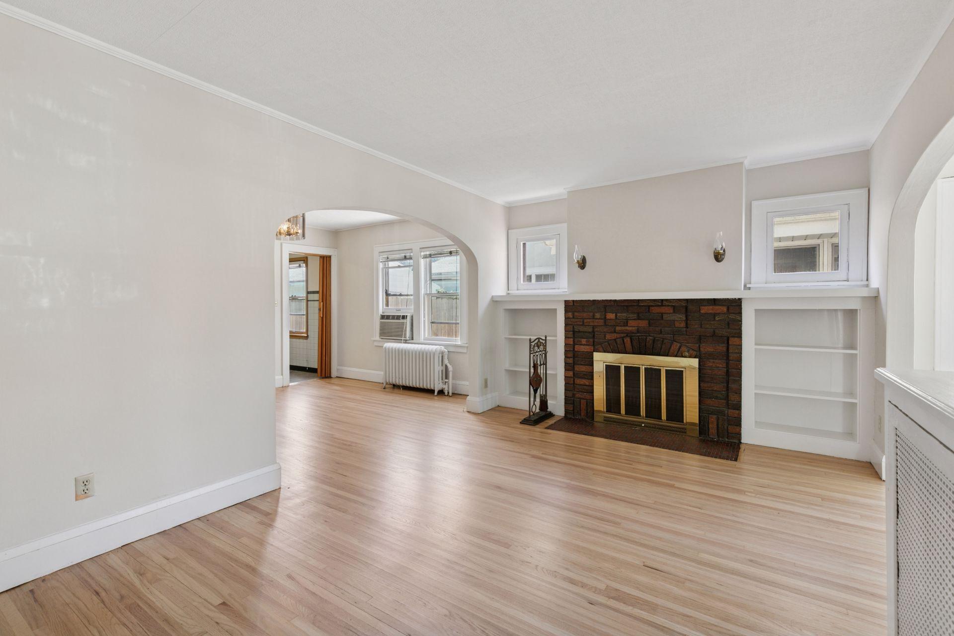 1926 Saint Clair Avenue