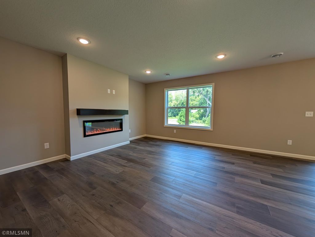 Photo of 10482 Goodview Avenue S, Cottage Grove, MN 55016 (MLS # 7003766)