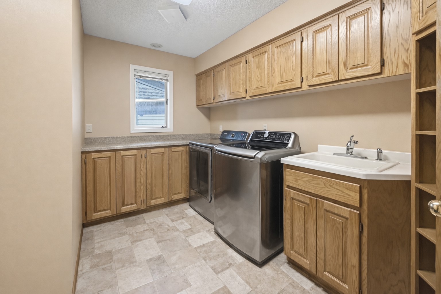 8992 Hidden Meadow Road