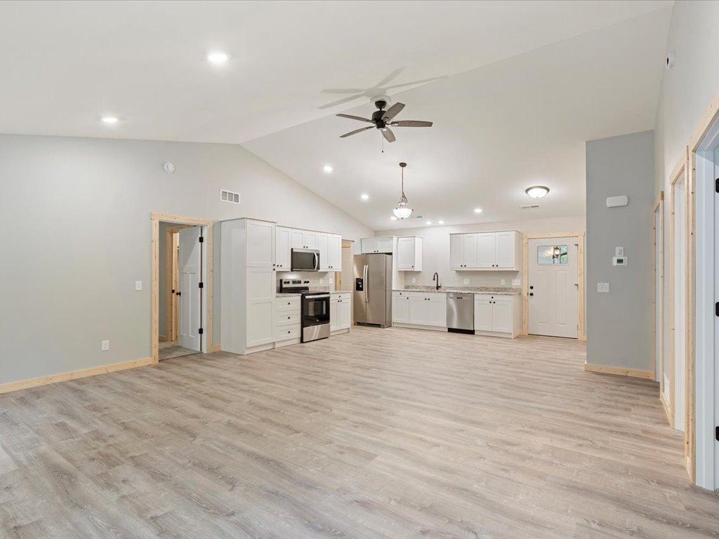 7779 Scenic Overlook