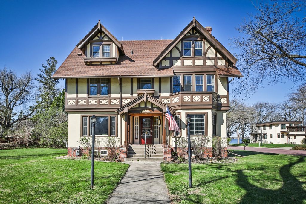 Photo of 929 Elm Avenue E, Waseca, MN 56093 (MLS # 7008822)