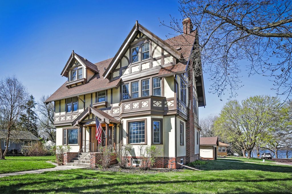 Photo of 929 Elm Avenue E, Waseca, MN 56093 (MLS # 7008822)