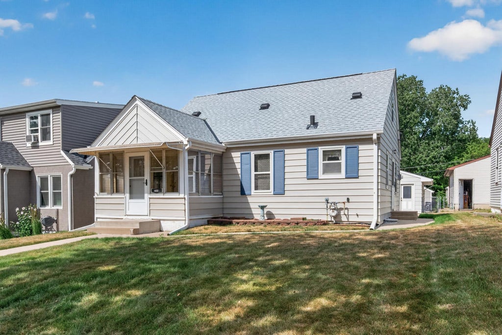 Photo of 1949 Nevada Avenue E, Saint Paul, MN 55119 (MLS # 7135080)