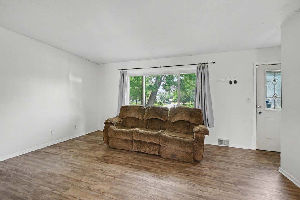 Photo of 5602 57th Avenue N, Crystal, MN 55429 (MLS # 7047790)