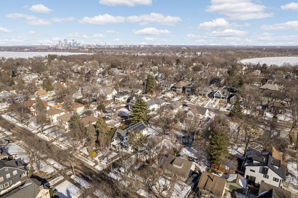 Photo of 4137 Vincent Avenue S, Minneapolis, MN 55410 (MLS # 7014886)